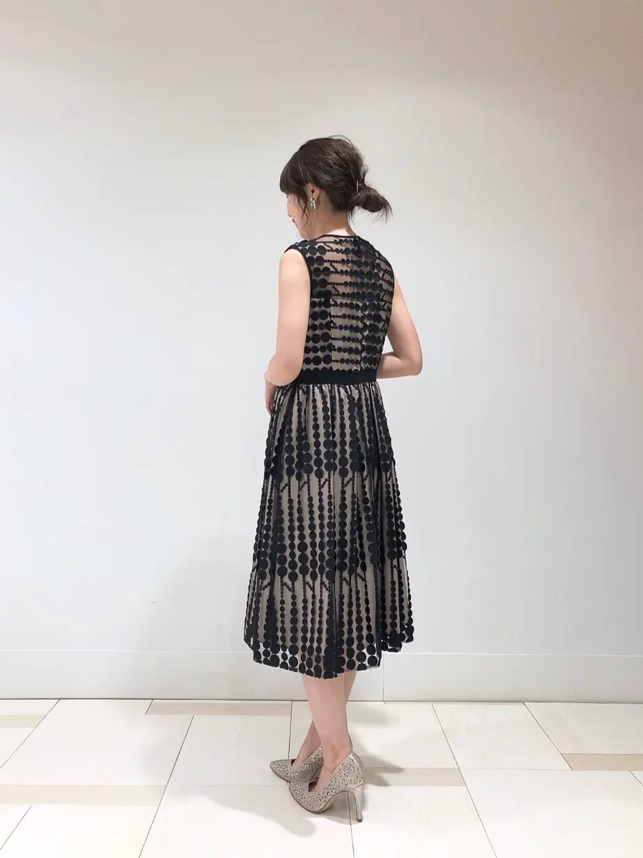 GRACE CONTINENTAL minami コーディネート画像