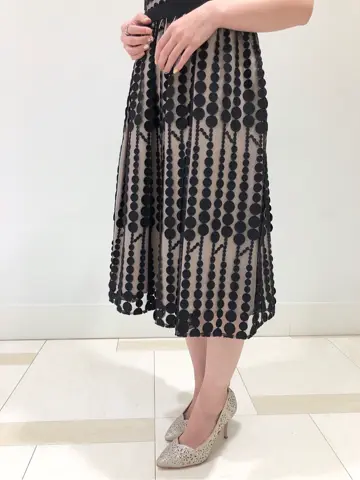 GRACE CONTINENTAL minami コーディネート画像