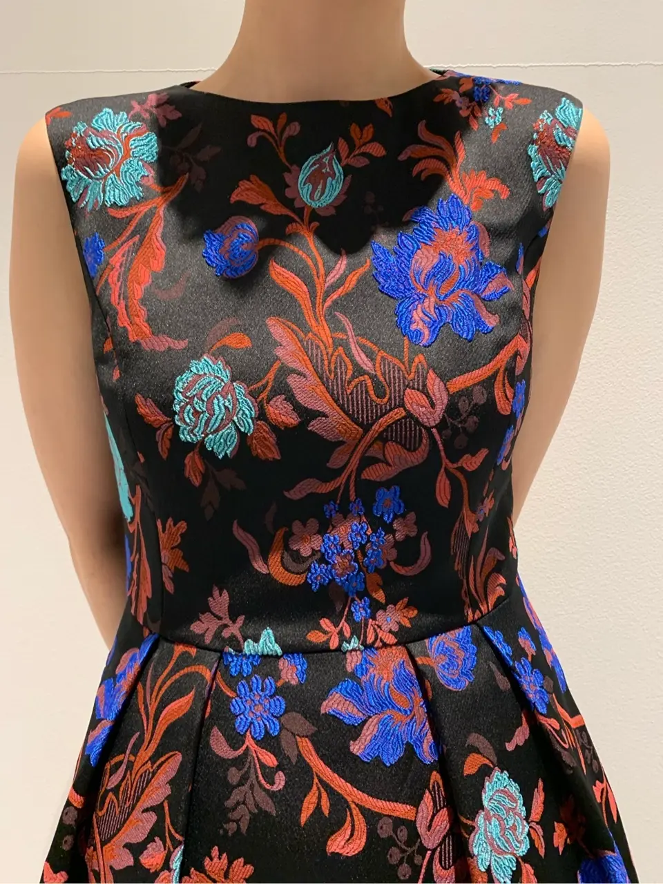 GRACE CONTINENTAL Arichi コーディネート画像