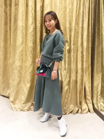 GRACE CONTINENTAL 松﨑　咲良 コーディネート画像