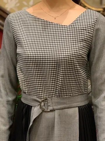 GRACE CONTINENTAL 小笠原　春菜 コーディネート画像