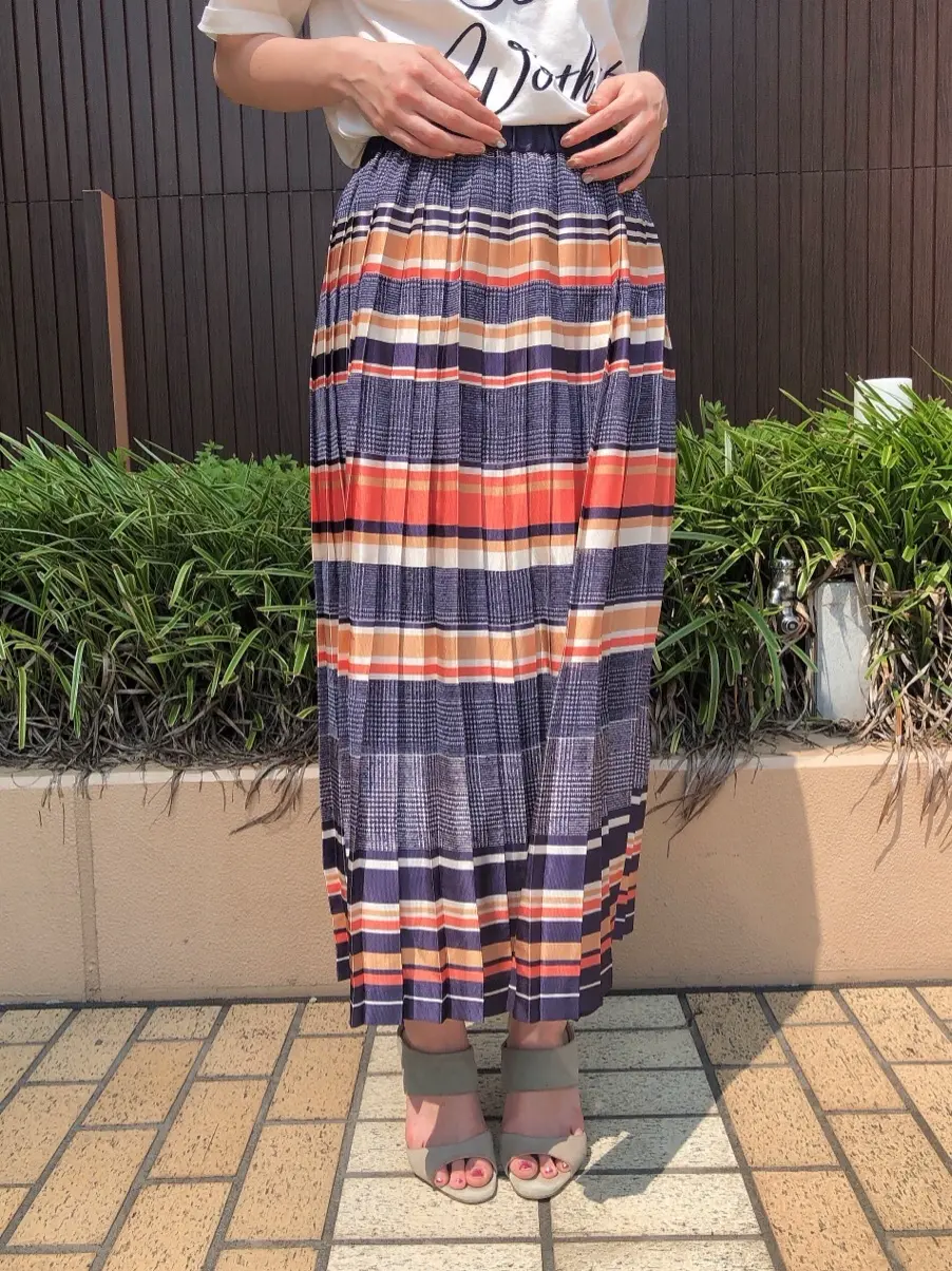 GRACE CONTINENTAL minami コーディネート画像