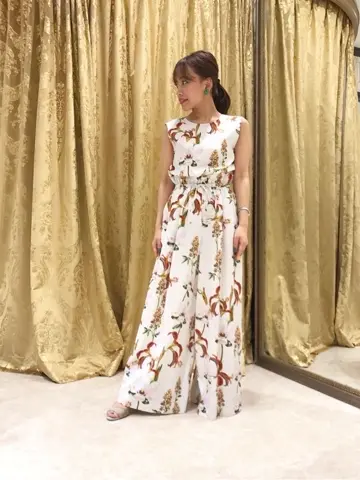 GRACE CONTINENTAL 松﨑　咲良 コーディネート画像