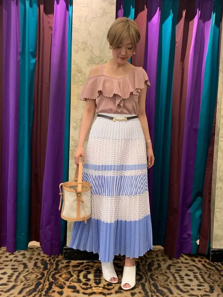 GRACE CONTINENTAL Arichi コーディネート画像