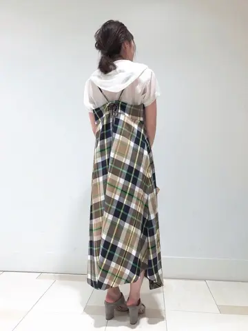 GRACE CONTINENTAL minami コーディネート画像