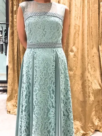 GRACE CONTINENTAL 松﨑　咲良 コーディネート画像