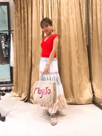 GRACE CONTINENTAL 松﨑　咲良 コーディネート画像