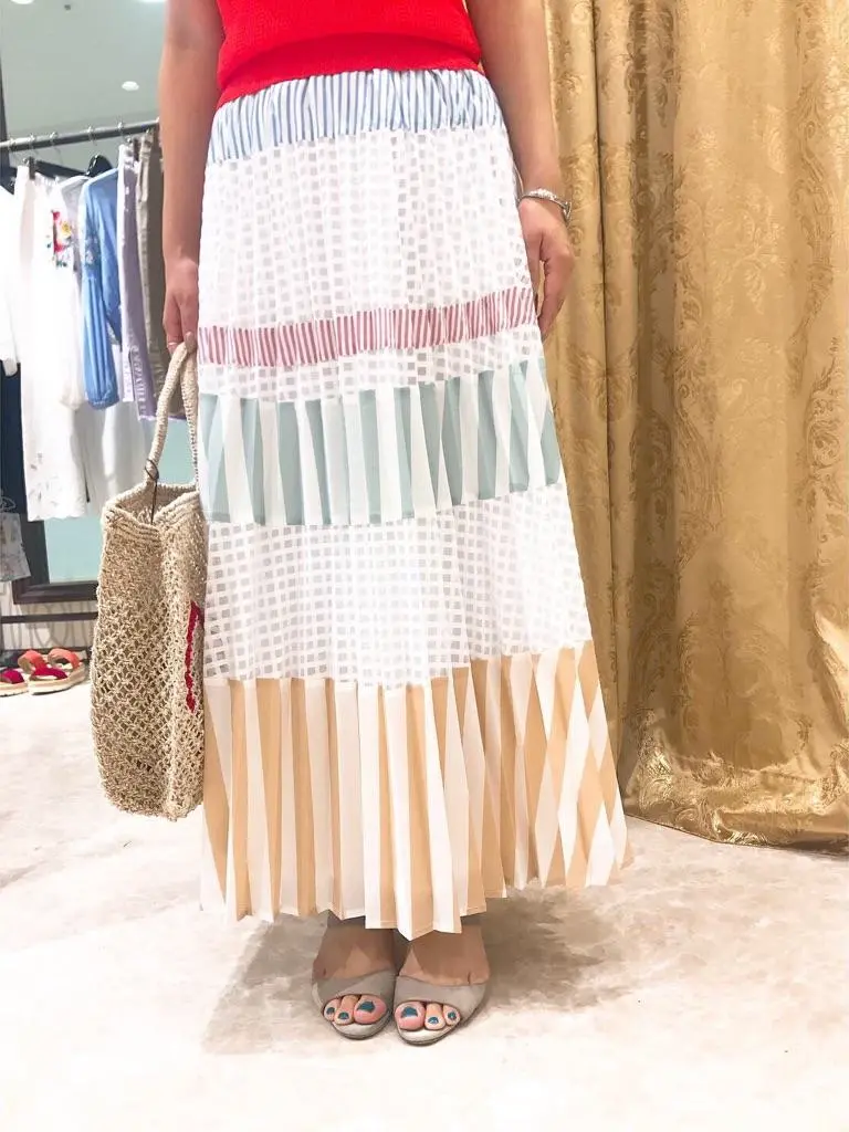 GRACE CONTINENTAL 松﨑　咲良 コーディネート画像