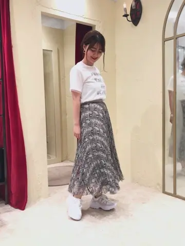 GRACE CONTINENTAL ebata. コーディネート画像