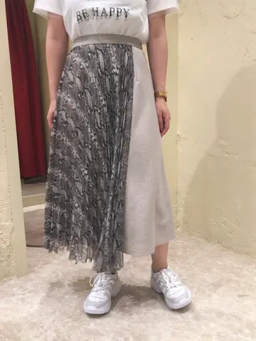 GRACE CONTINENTAL ebata. コーディネート画像