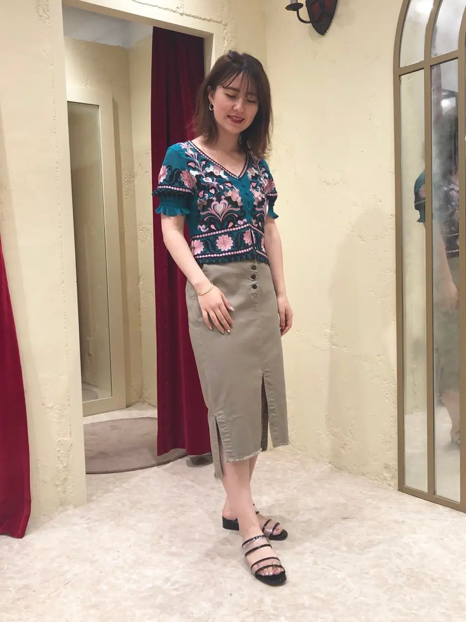 GRACE CONTINENTAL ebata. コーディネート画像