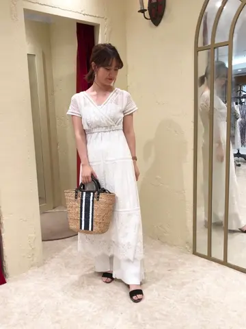 GRACE CONTINENTAL ebata. コーディネート画像