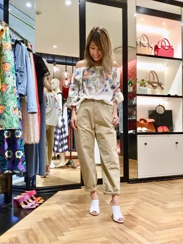 GRACE CONTINENTAL yukimi yonee コーディネート画像