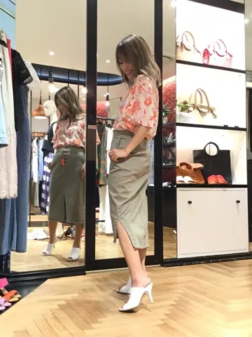 GRACE CONTINENTAL yukimi yonee コーディネート画像