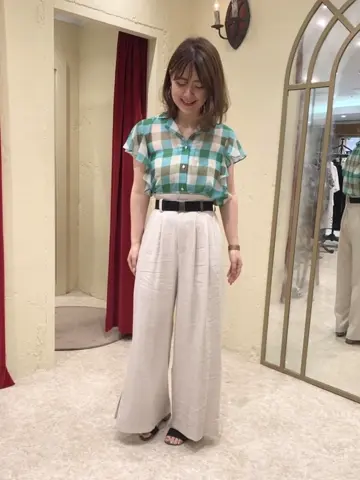 GRACE CONTINENTAL ebata. コーディネート画像