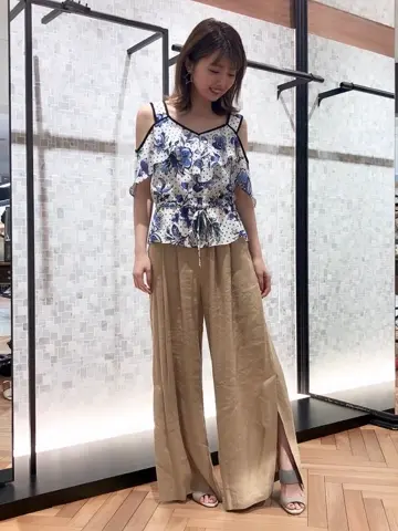 GRACE CONTINENTAL minami コーディネート画像