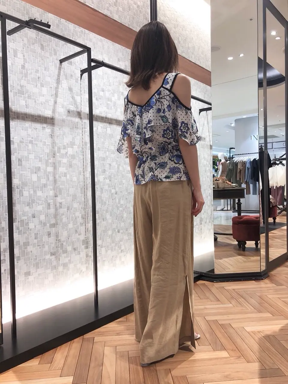 GRACE CONTINENTAL minami コーディネート画像