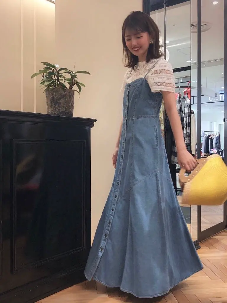 GRACE CONTINENTAL minami コーディネート画像