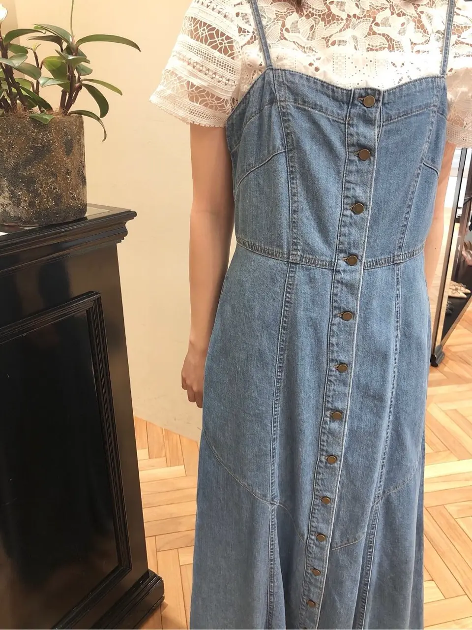 GRACE CONTINENTAL minami コーディネート画像