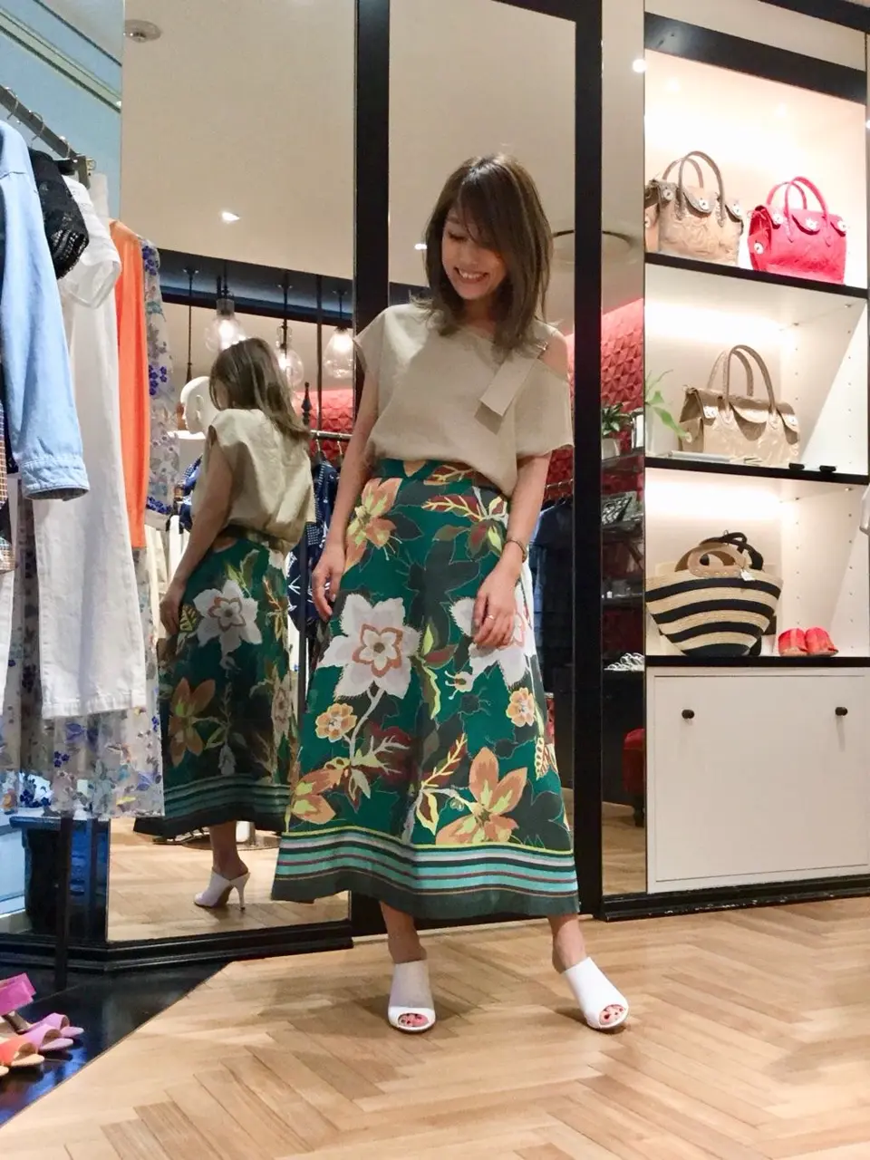 GRACE CONTINENTAL yukimi yonee コーディネート画像