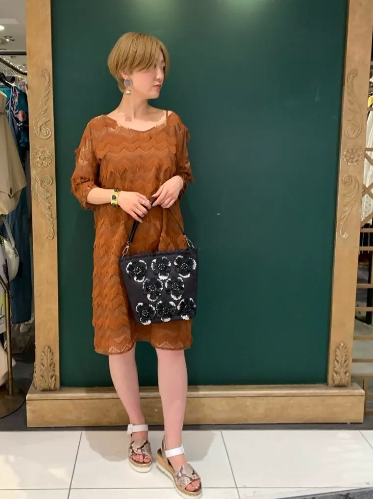 GRACE CONTINENTAL Arichi コーディネート画像