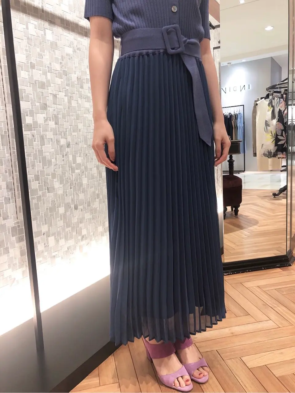 GRACE CONTINENTAL minami コーディネート画像