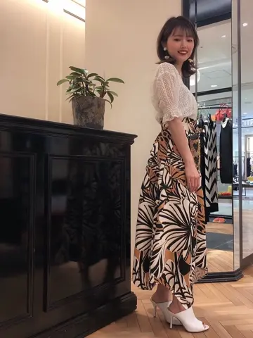 GRACE CONTINENTAL minami コーディネート画像