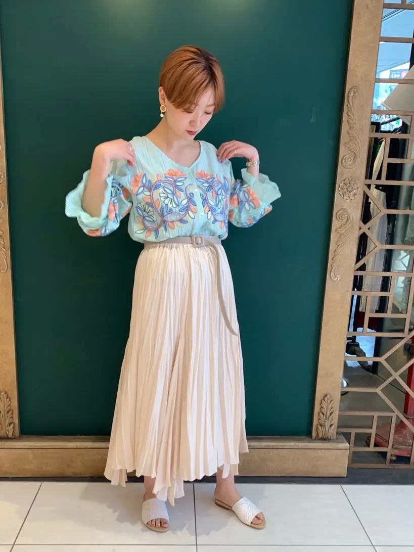 GRACE CONTINENTAL Arichi コーディネート画像