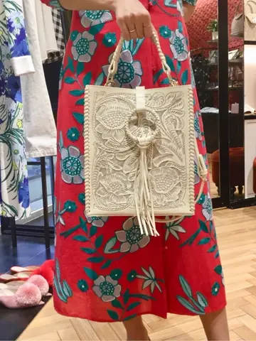 GRACE CONTINENTAL yukimi yonee コーディネート画像