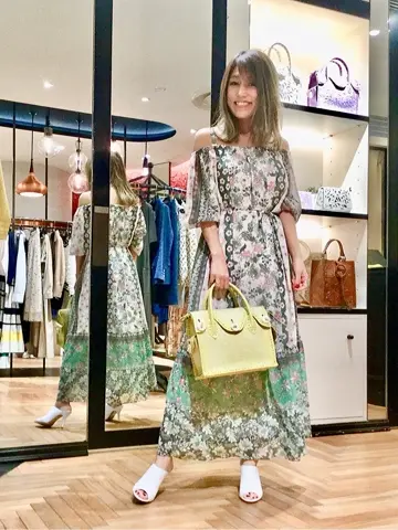 GRACE CONTINENTAL yukimi yonee コーディネート画像