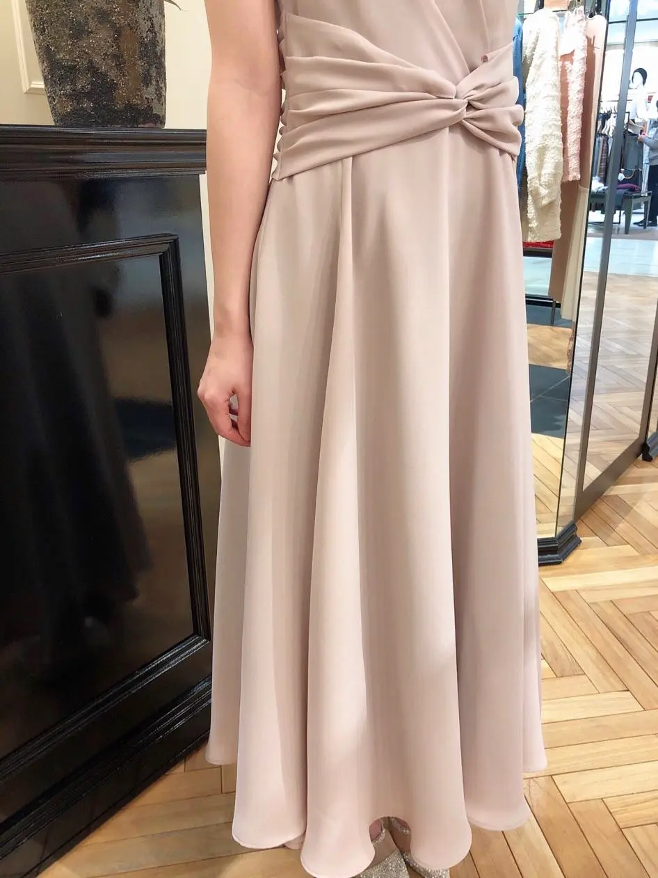 GRACE CONTINENTAL minami コーディネート画像