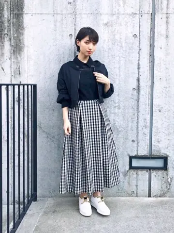 GRACE CONTINENTAL 青木育日 コーディネート画像