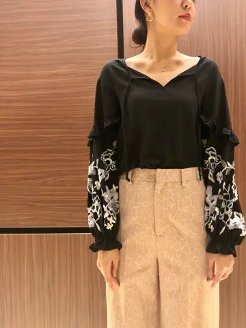 GRACE CONTINENTAL Maiko,N コーディネート画像