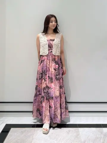 GRACE CONTINENTAL MOMOKO コーディネート画像