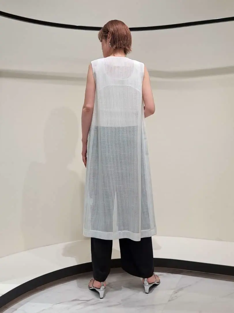 GRACE CONTINENTAL 今野　志保 コーディネート画像