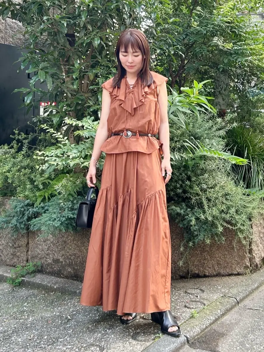 GRACE CONTINENTAL 古川温子 コーディネート画像