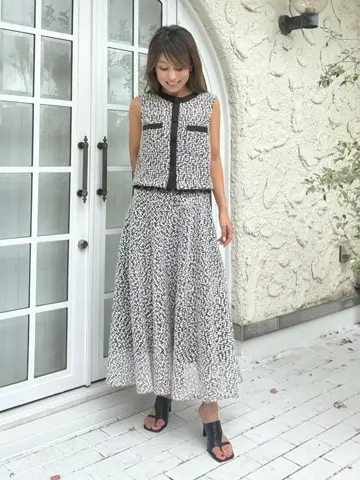 GRACE CONTINENTAL yukimi yonee コーディネート画像