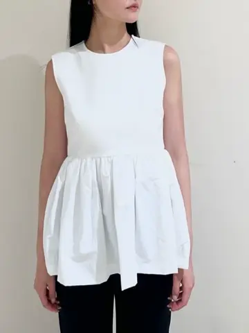 GRACE CONTINENTAL 髙田　美衣 コーディネート画像