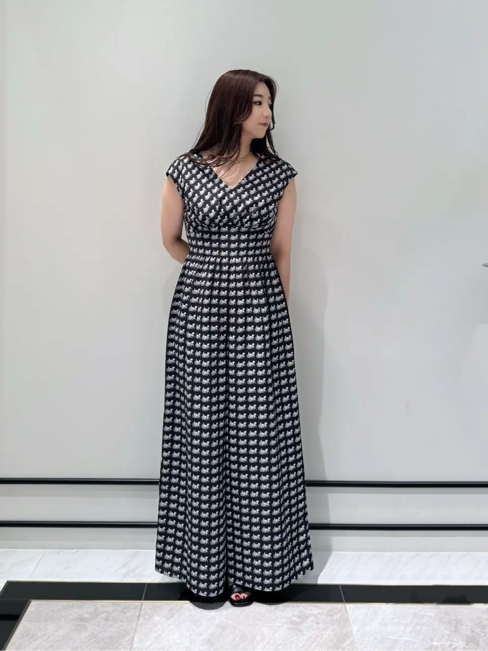 GRACE CONTINENTAL MOMOKO コーディネート画像