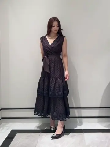 GRACE CONTINENTAL MOMOKO コーディネート画像