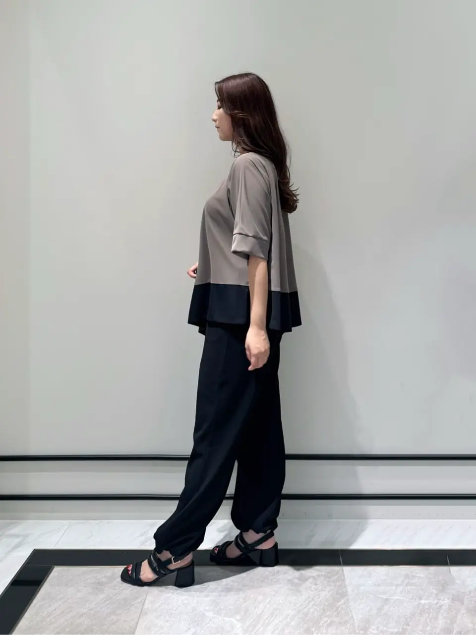 GRACE CONTINENTAL MOMOKO コーディネート画像