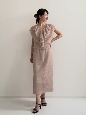 GRACE CONTINENTAL FUKUSHIMA YURIE コーディネート画像