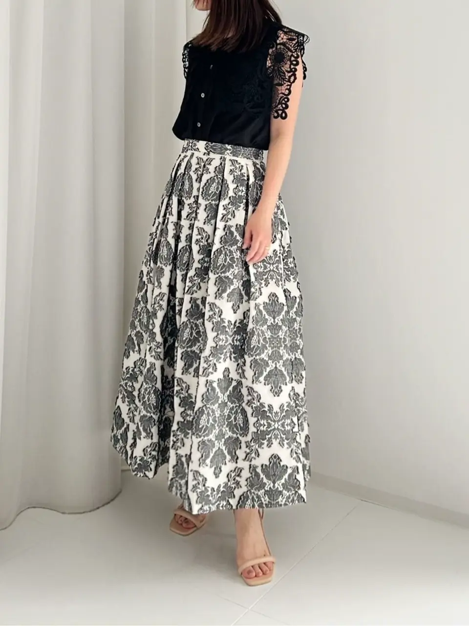 GRACE CONTINENTAL 古川温子 コーディネート画像