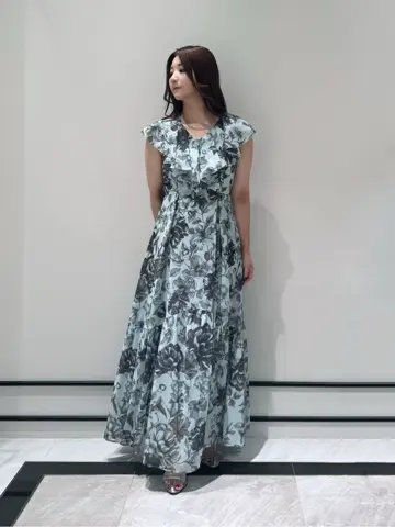 GRACE CONTINENTAL MOMOKO コーディネート画像