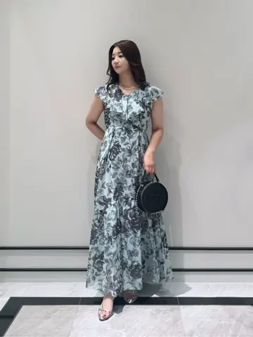 GRACE CONTINENTAL MOMOKO コーディネート画像