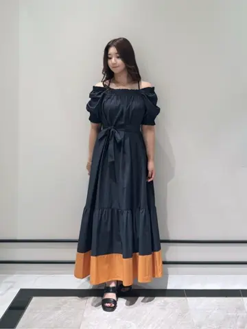 GRACE CONTINENTAL MOMOKO コーディネート画像