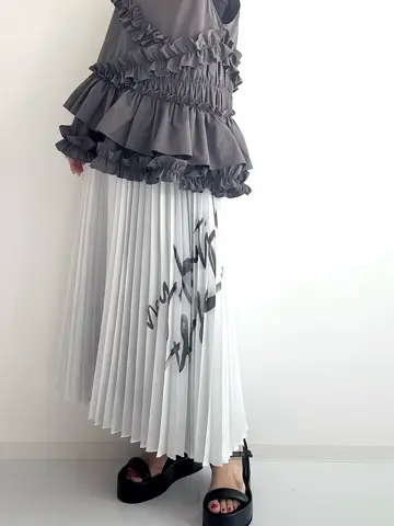 GRACE CONTINENTAL yukimi yonee コーディネート画像