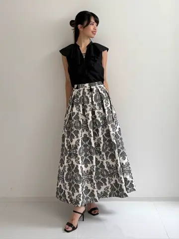 GRACE CONTINENTAL FUKUSHIMA YURIE コーディネート画像