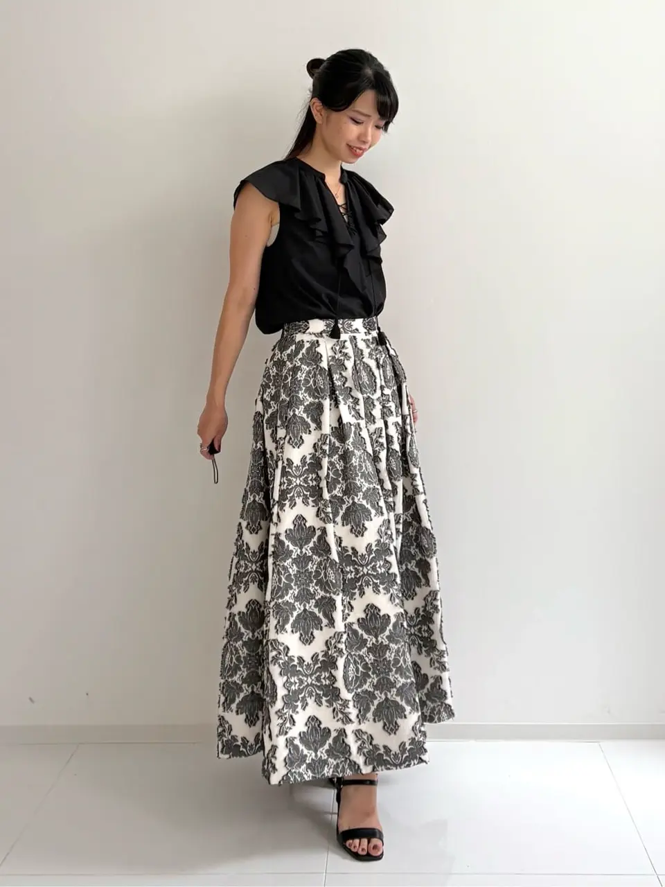 GRACE CONTINENTAL FUKUSHIMA YURIE コーディネート画像