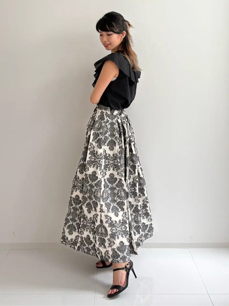 GRACE CONTINENTAL FUKUSHIMA YURIE コーディネート画像